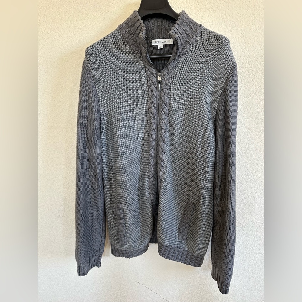 Calvin Klein men’s sweater full zip, size L